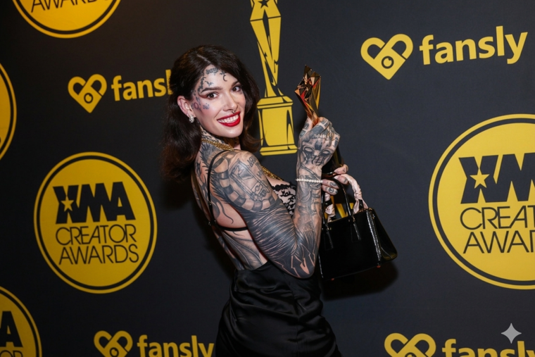 Amy Nosferatu • VIP